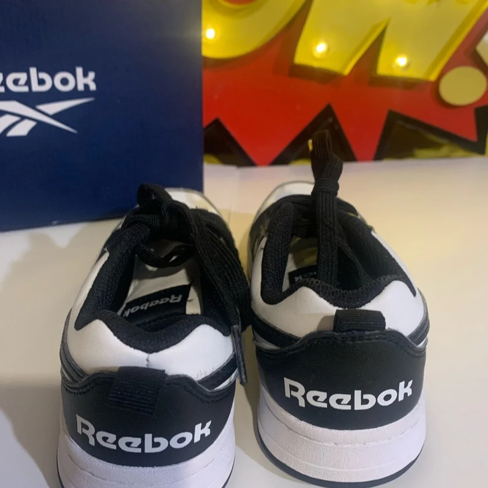 Reebok Royal Prime 2.0 Boys Size 13 Black/White Athletic Sneakers Used With Box